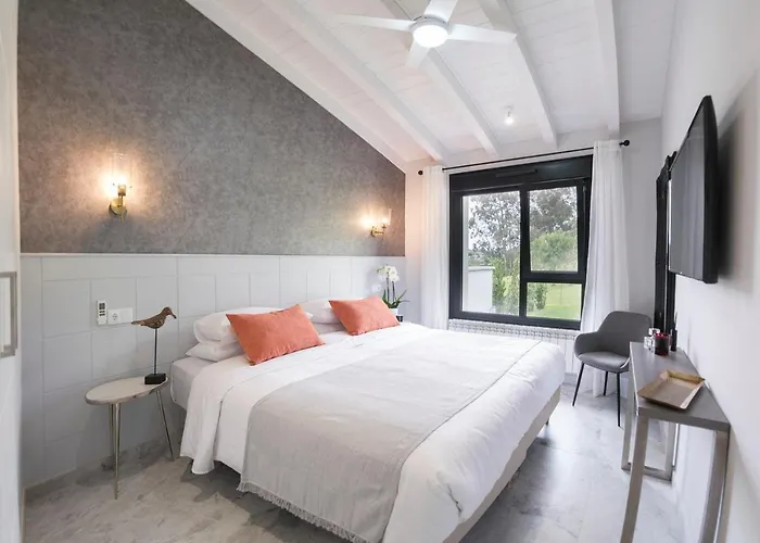 El Encanto Boutique *